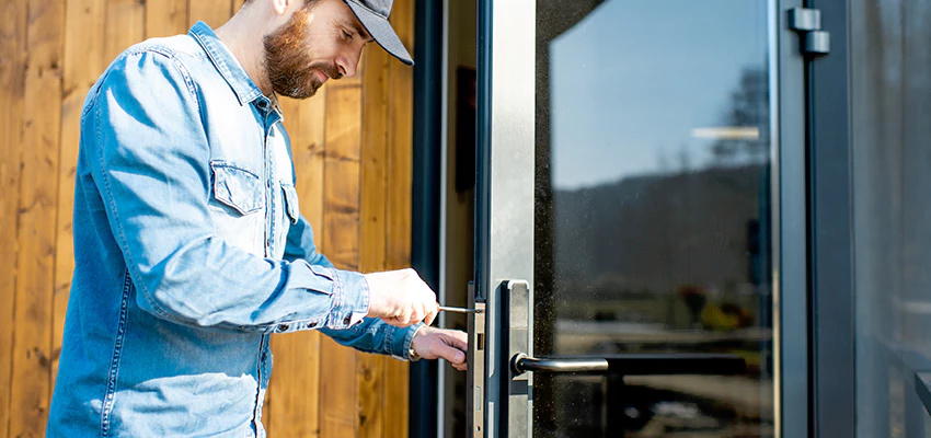 Frameless Glass Storefront Door Locks Replacement in Newman, CA