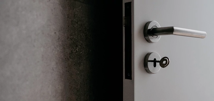 Front Door Handle Repair And Installation in Newman, CA